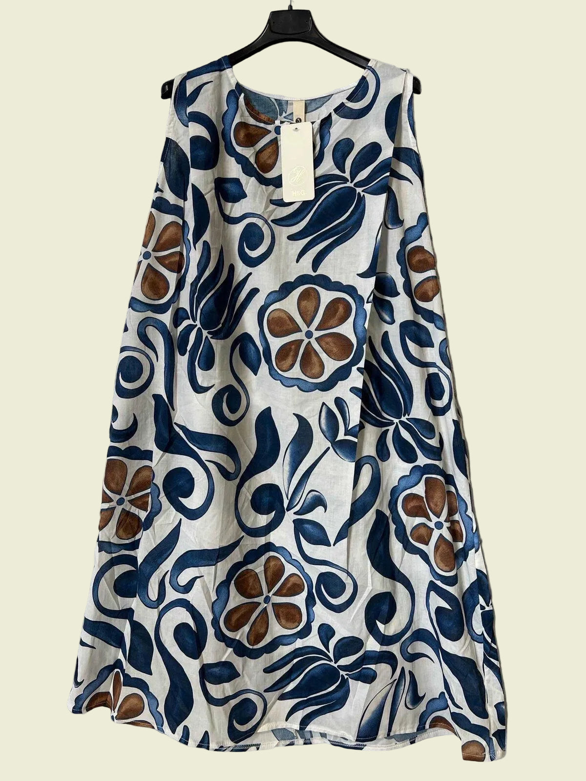 Floral blue patterned dress