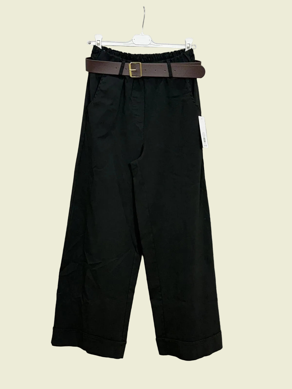 Black pants with a belt 