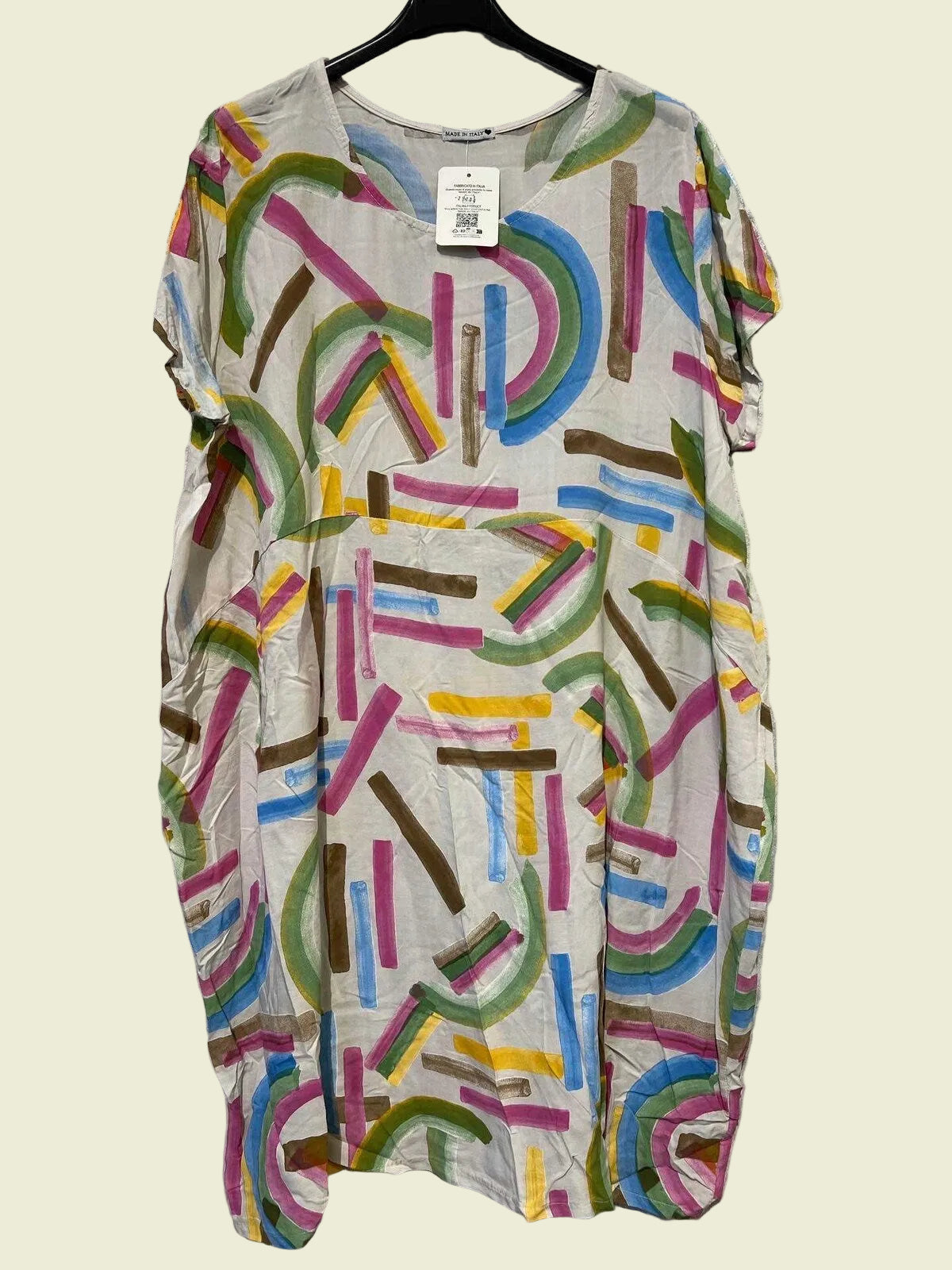 Colourful short sleeve dress