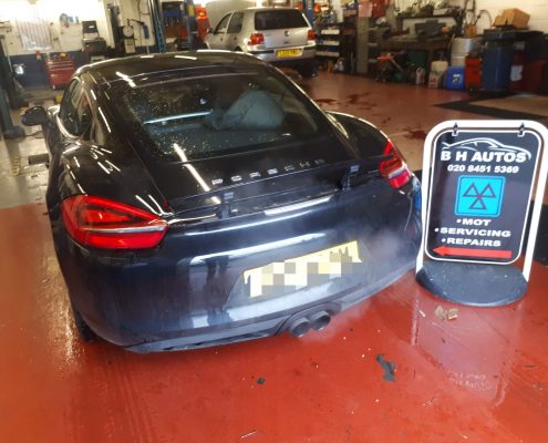Porsche B H Autos